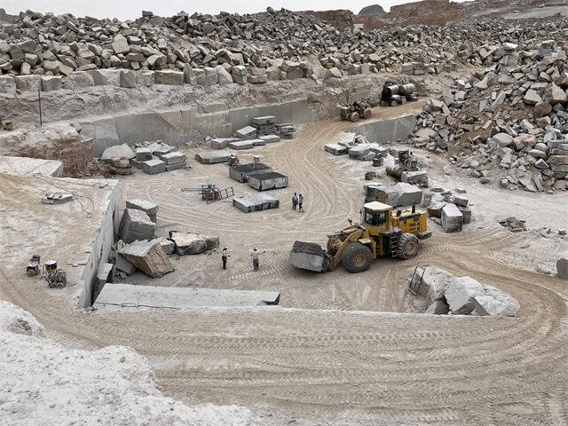 Rich experience in rock quarry and stone factory