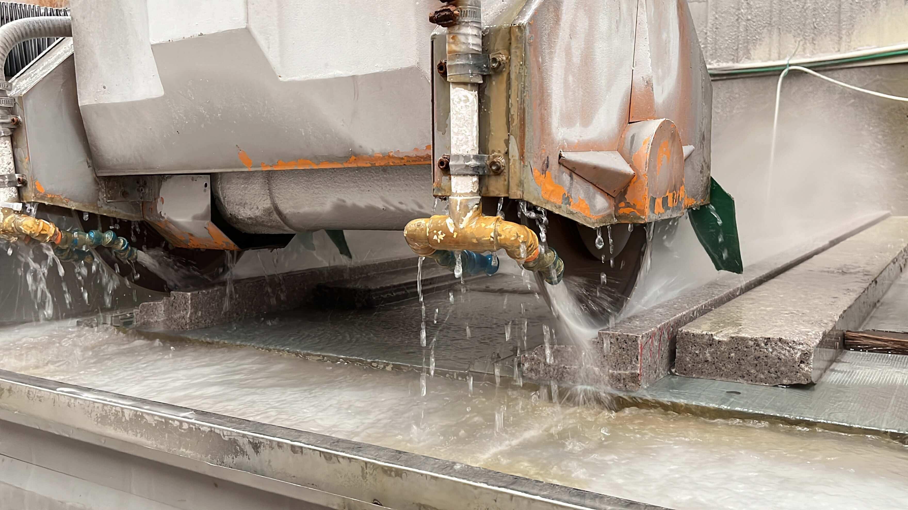 The Benefits of Using an Automatic Accurate Marble Cutting Machine with Water
