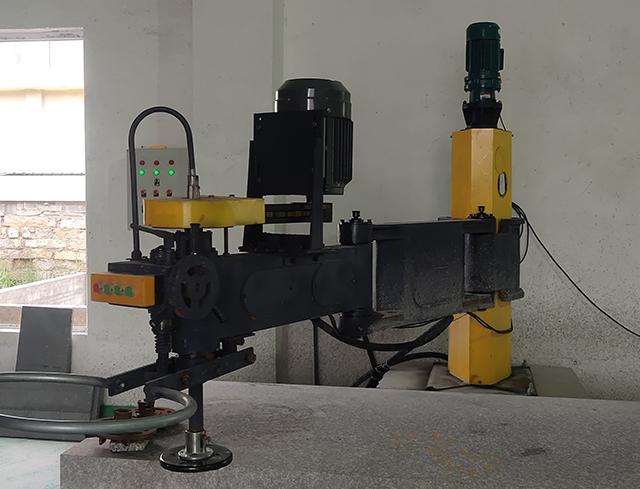 Introduction of automatic stone floor grinder